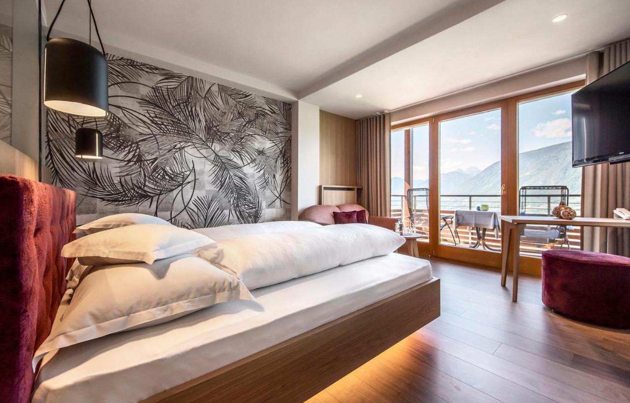 Marini'S Giardino Hotel Tirolo Dış mekan fotoğraf